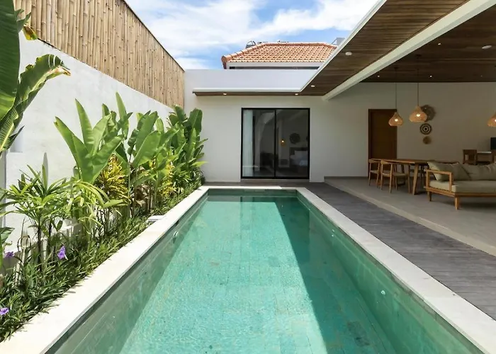 La Bumbak Hotel *